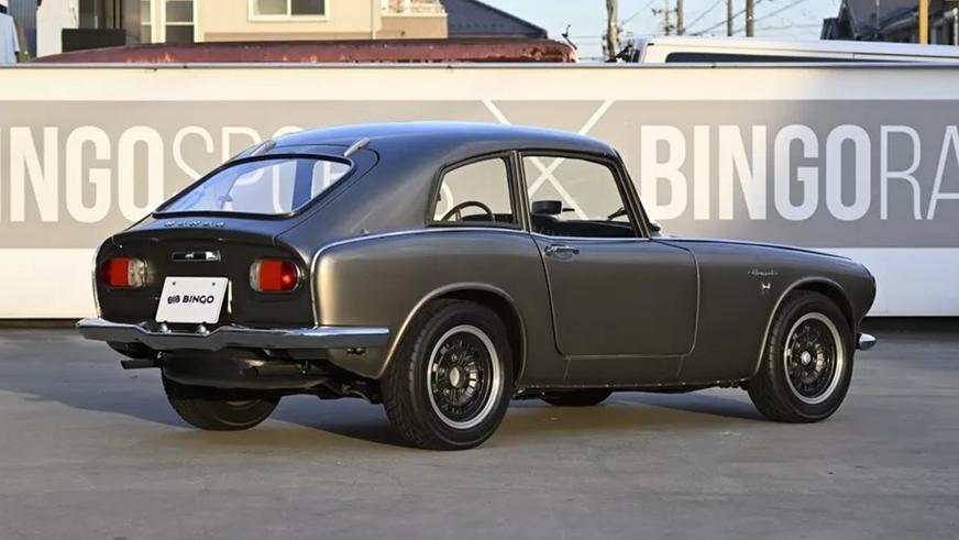 Крошечную ретро-Honda выставят на торги