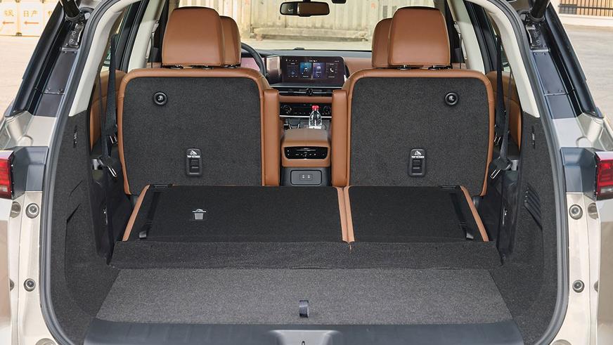 nissan-pathfinder-china-27