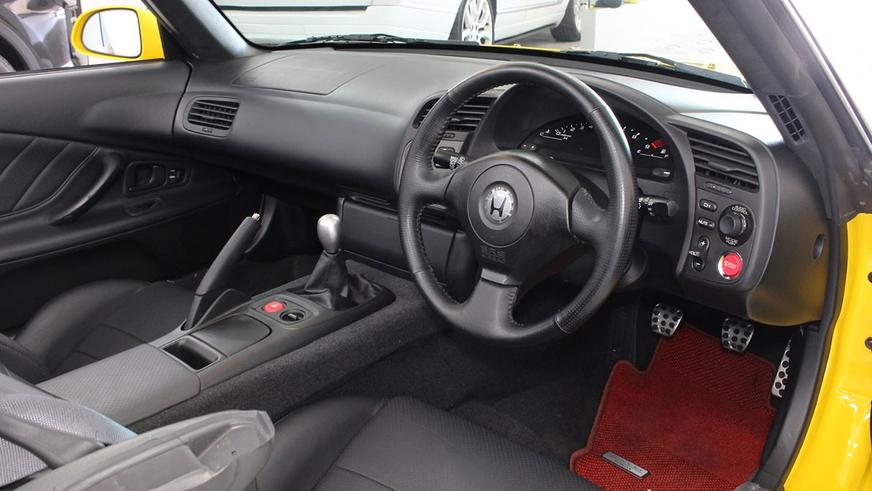 Honda S2000 в новом состоянии найдена в продаже за 120 000 долларов