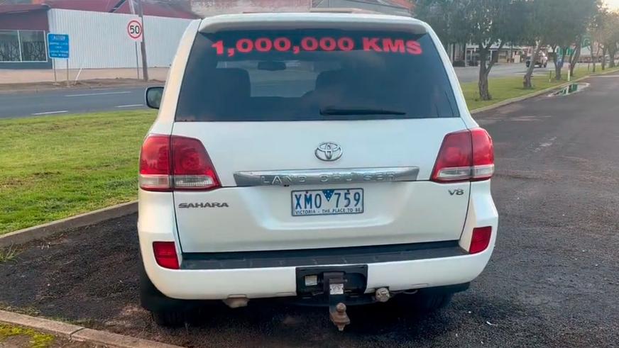Кто рискнёт купить Land Cruiser&nbsp;200 с&nbsp;пробегом 1&nbsp;млн&nbsp;км?