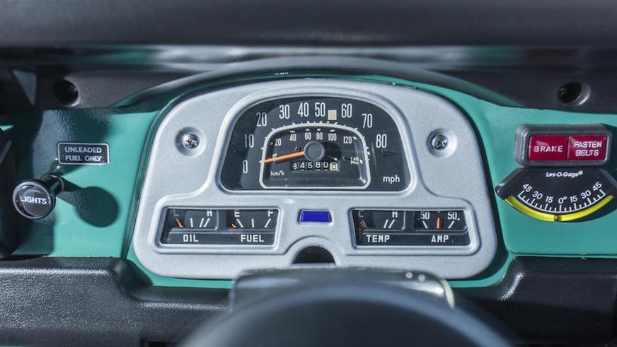 Toyota Land Cruiser Тома Хэнкса появился в продаже