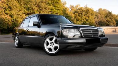 9.5 млн теңге тұратын Mercedes-Benz E 280 (W124)