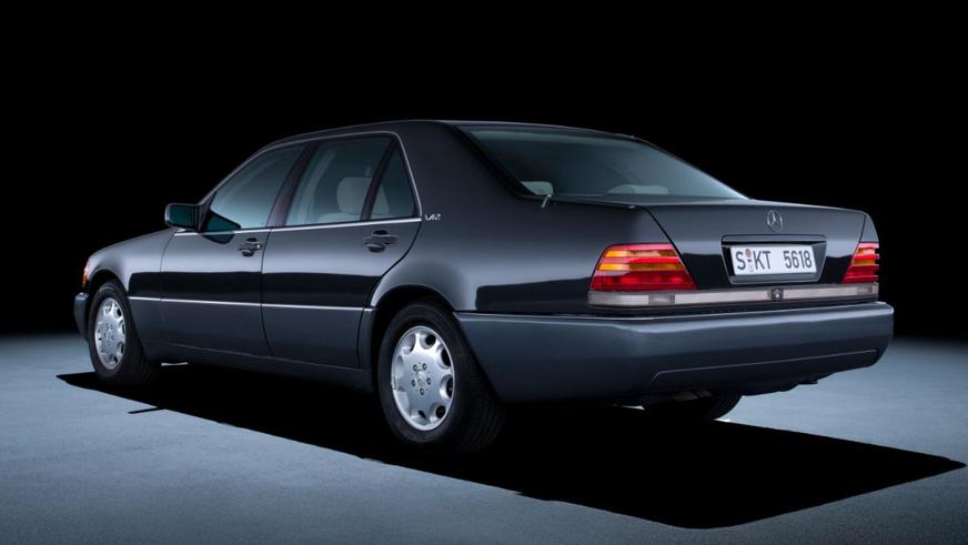 Mercedes-Benz S-Class (W140)