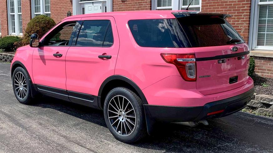 ford-explorer-police-pink-1