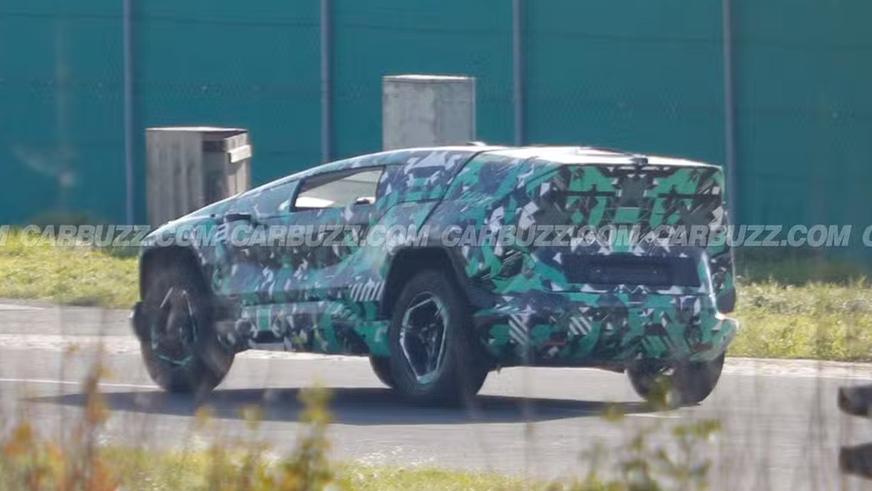 Электромобиль из Саудовской Аравии: прототип попал на фото