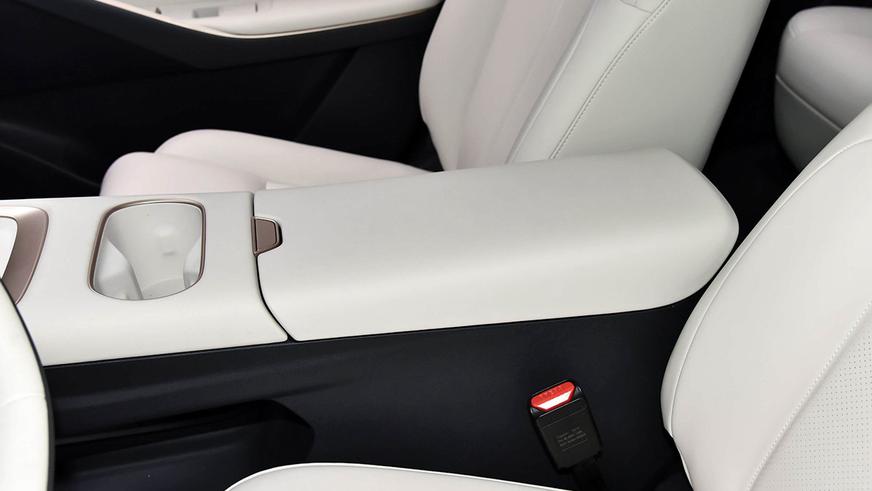 Новый гибридный седан Nissan&nbsp;N6 оказался в&nbsp;КНР неожиданно доступным