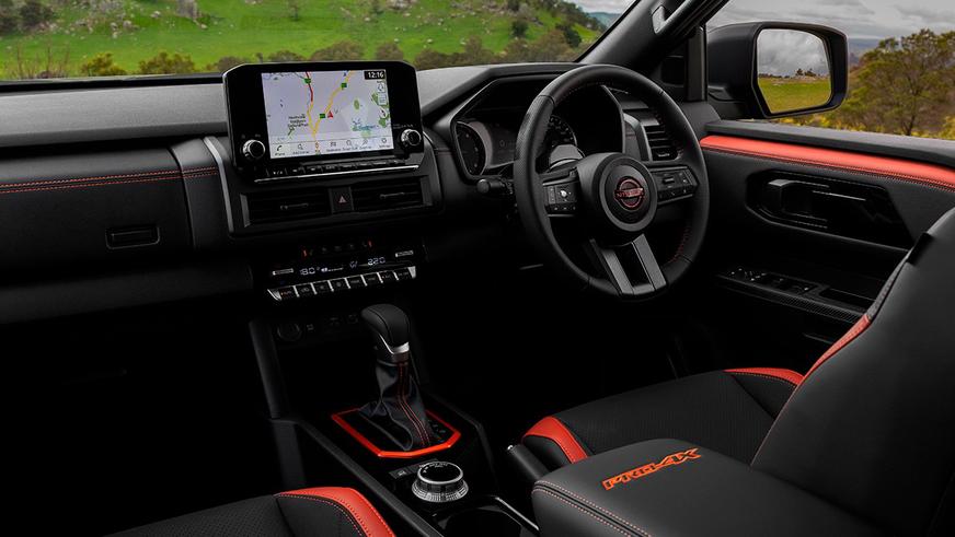 Nissan превратил Mitsubishi L200 в Navara