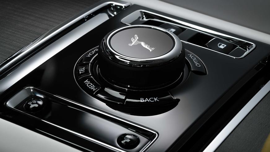 Rolls-Royce показала свой первый электромобиль