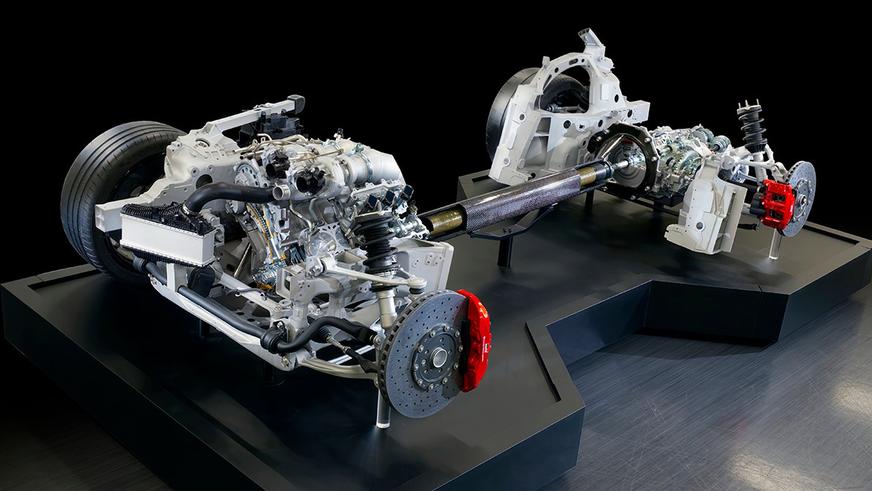 Toyota представила три суперкара: дорожный, гоночный и электрический