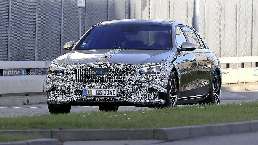 Новый Mercedes-Maybach S-Class покажут 19 ноября