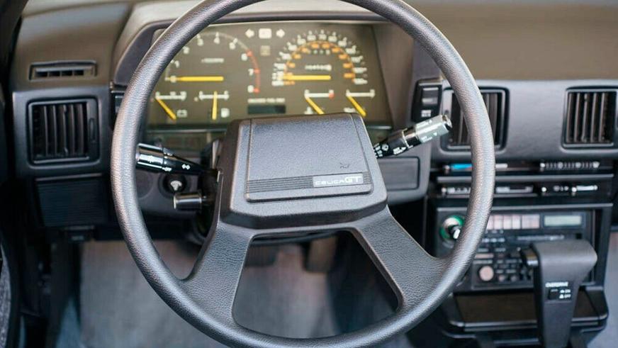 Редкая версия Toyota Celica с мизерным пробегом появилась в продаже