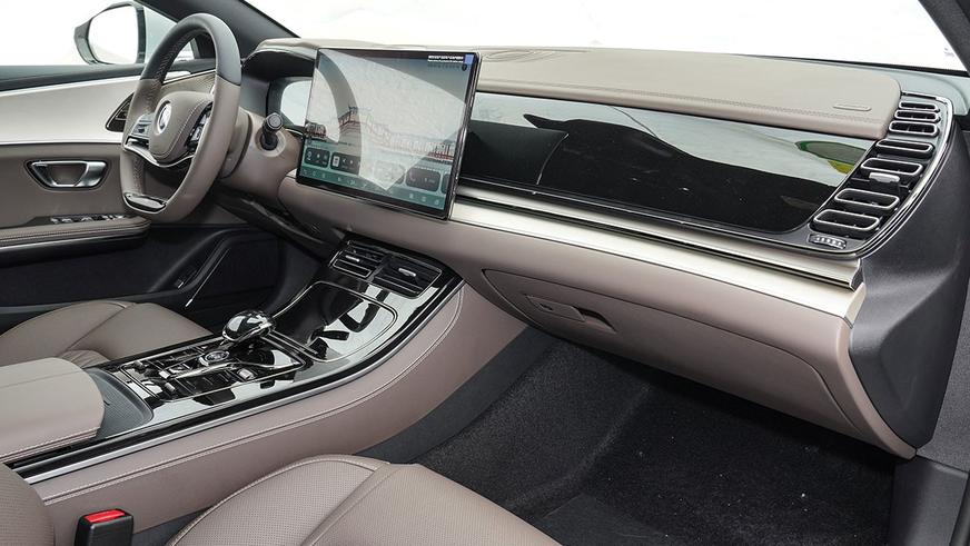 Представлено обновлённое семейство BYD Han: богаче и дешевле