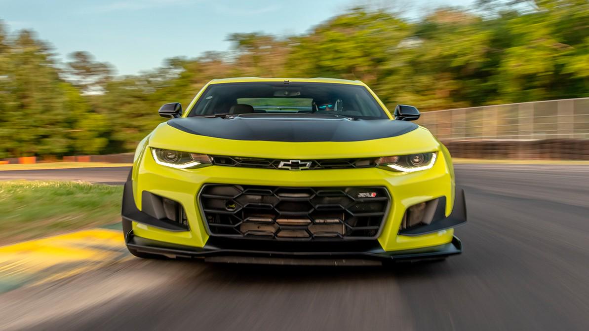 Chevrolet Camaro оралады