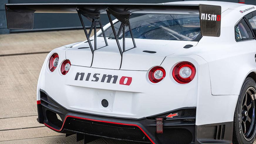 На продажу выставят Nissan GT-R из фильма про гонки. Но это не «Форсаж»