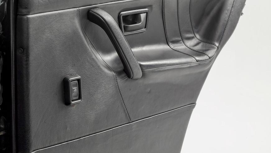 Старый, но сохранившийся Volkswagen Golf II продают почти за 100 тысяч долларов