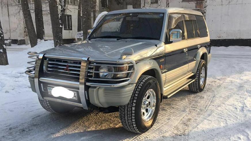 За 25-летний Mitsubishi Pajero просят 6.5 млн тенге