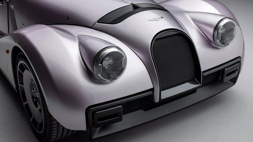Новый флагман Morgan сохранил мотор BMW и ретродизайн