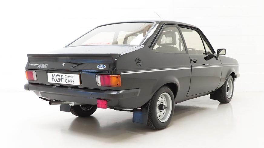 Ford Escort RS2000 превратился в капсулу времени из-за страха угона