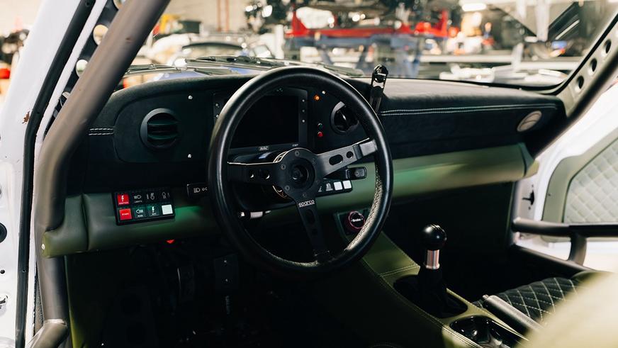 За внедорожный Porsche 911 заплатили более 443 тысяч долларов