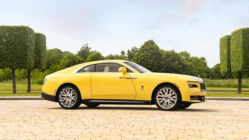 Rolls-Royce показал лимонный электрический «Семафор»