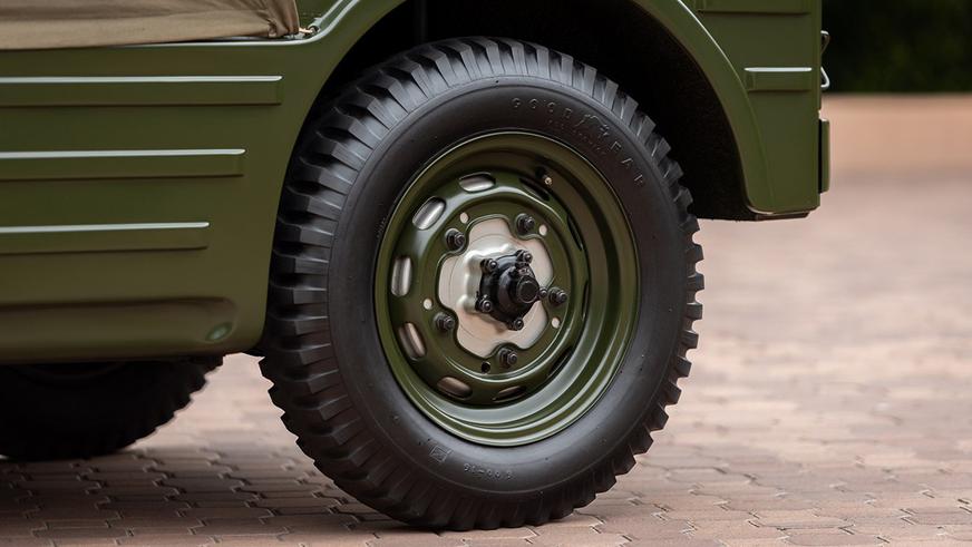 Прототип первого внедорожника Porsche пустят с молотка