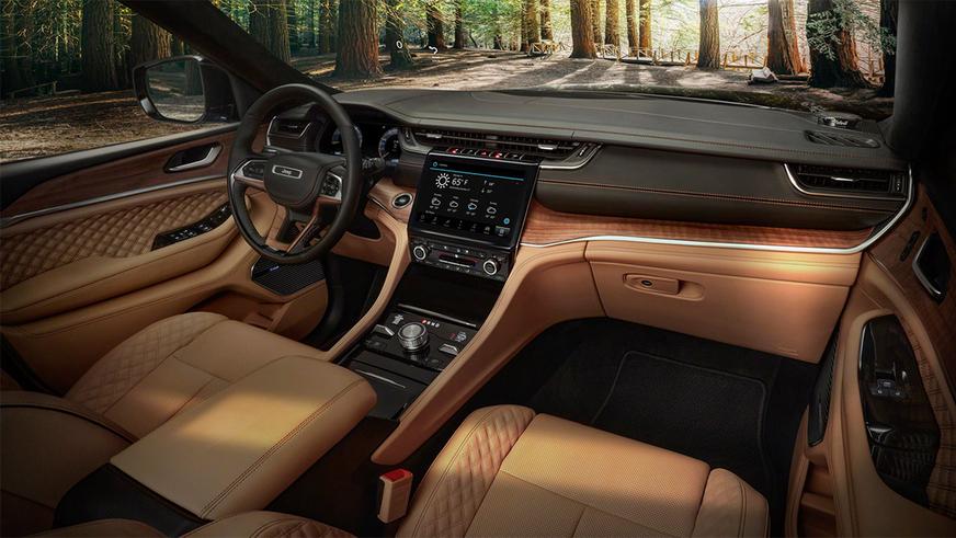 Новый Jeep Grand Cherokee: длинный и большой