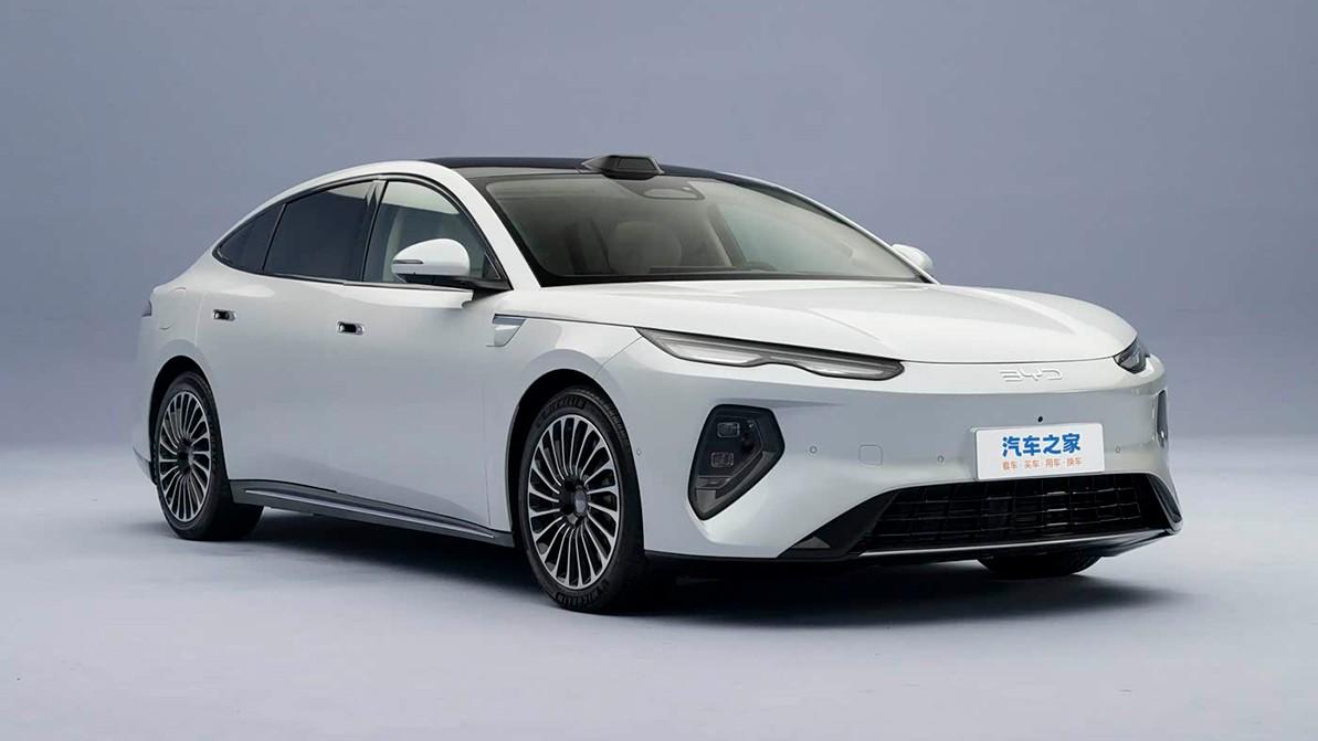 BYD представила 5.1-метровый седан Seal 08