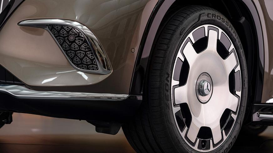 Представлен кроссовер Mercedes-Maybach EQS