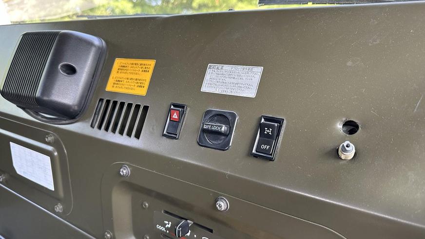 Военный Toyota Mega Cruiser пустят с молотка в США