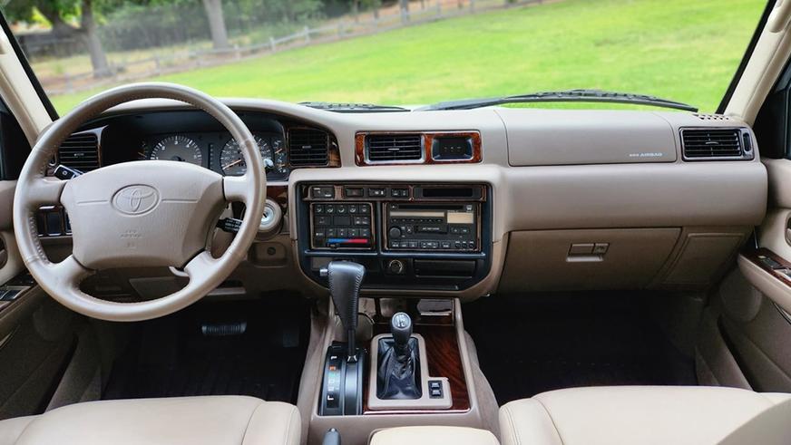 Почти новый Land Cruiser 80 оценили дороже 130 000 долларов