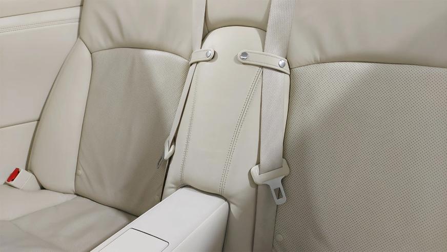 Летние автомобили на Kolesa.kz: кабриолеты и родстеры