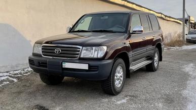 105-й Land Cruiser с небольшим пробегом появился в продаже на Kolesa.kz