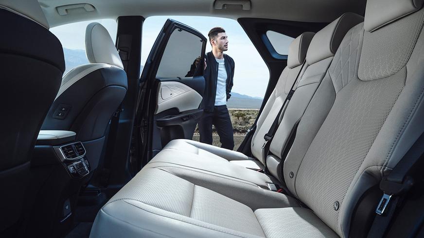 Новый Lexus RX получил турбомотор 2.4 вместо V6 3.5