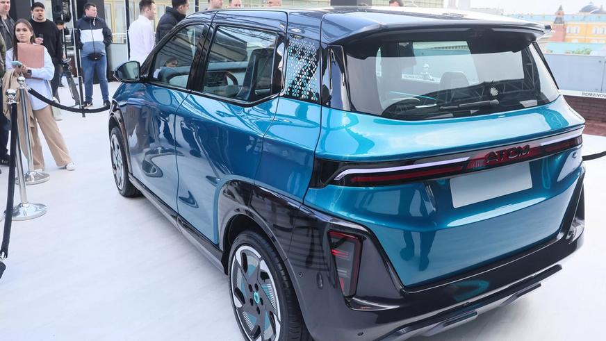 Презентован прототип российского электромобиля «Атом»