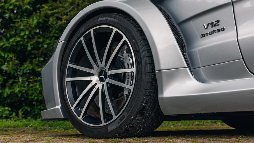 Редкий Mercedes-Benz SL 65 AMG Black Series уйдёт с молотка