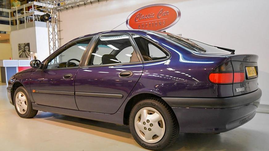 Живучая Laguna. Даже в Казахстане