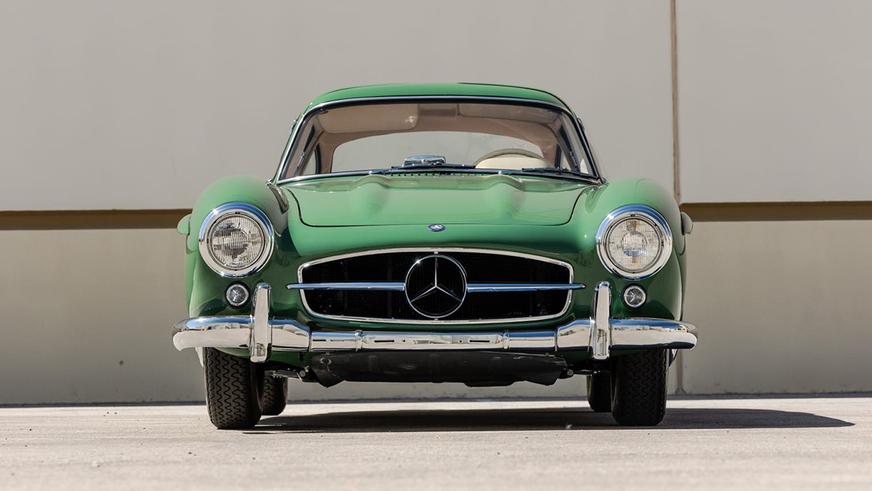 Уникальный 300SL Gullwing пустят с молотка