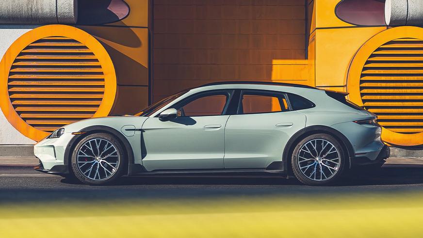 Porsche Taycan 4S Cross Turismo