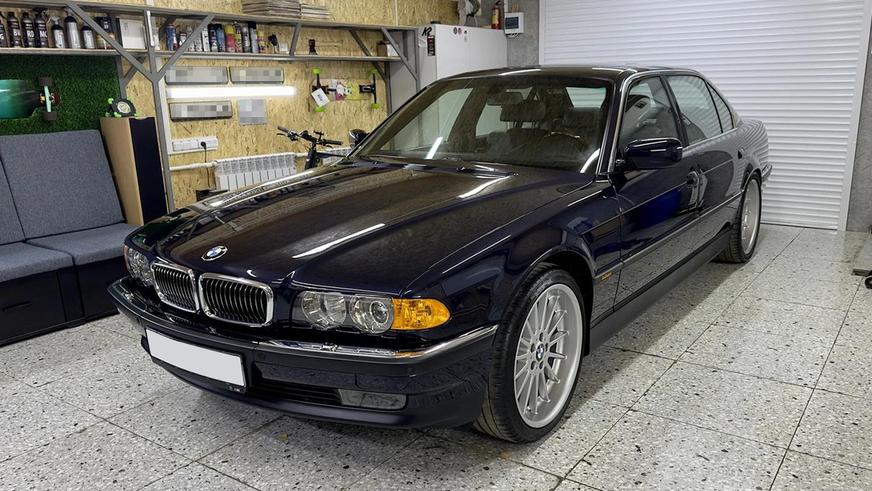 BMW 750iL (E38) с пробегом всего 25 500 км продают на Kolesa.kz