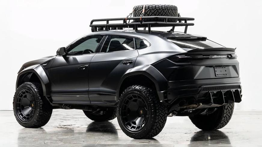 Внедорожный Lamborghini Urus появился в продаже