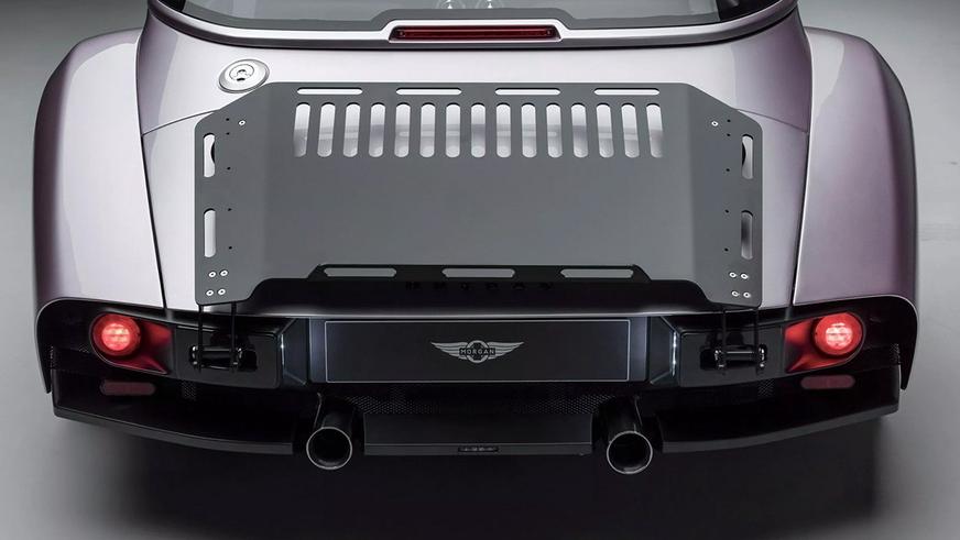 Новый флагман Morgan сохранил мотор BMW и ретродизайн