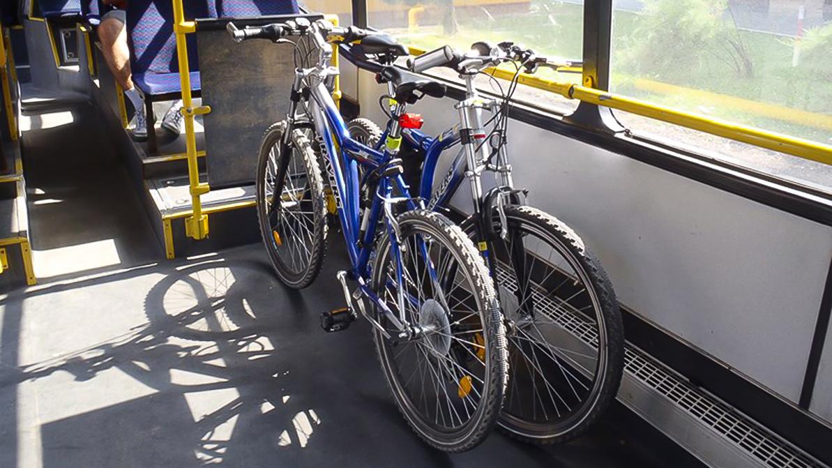 Велосипеды и электросамокаты запретят перевозить в автобусах