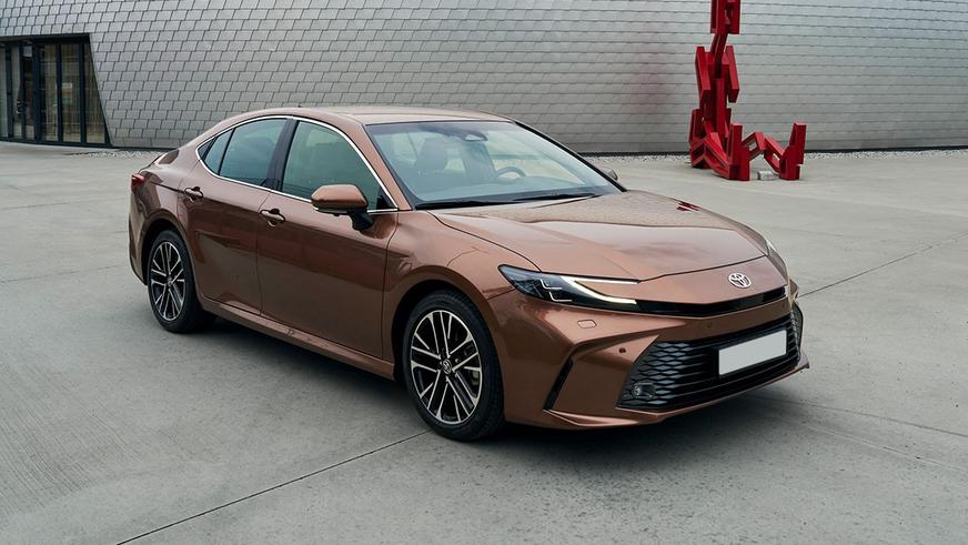 Официальная Toyota Camry 80 в Казахстане: сколько стоит?
