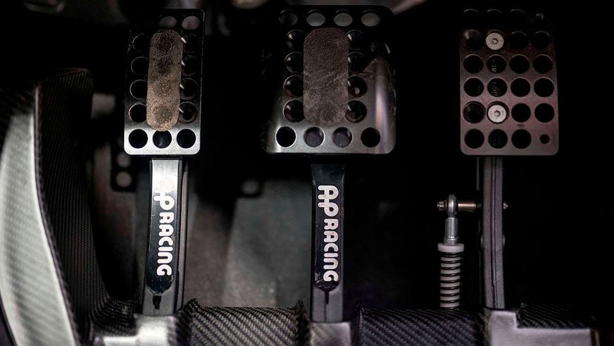 Рестомод по мотивам Subaru Impreza 22B выставили на продажу