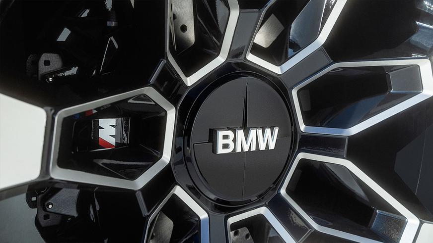 Представлен суперкроссовер BMW XM