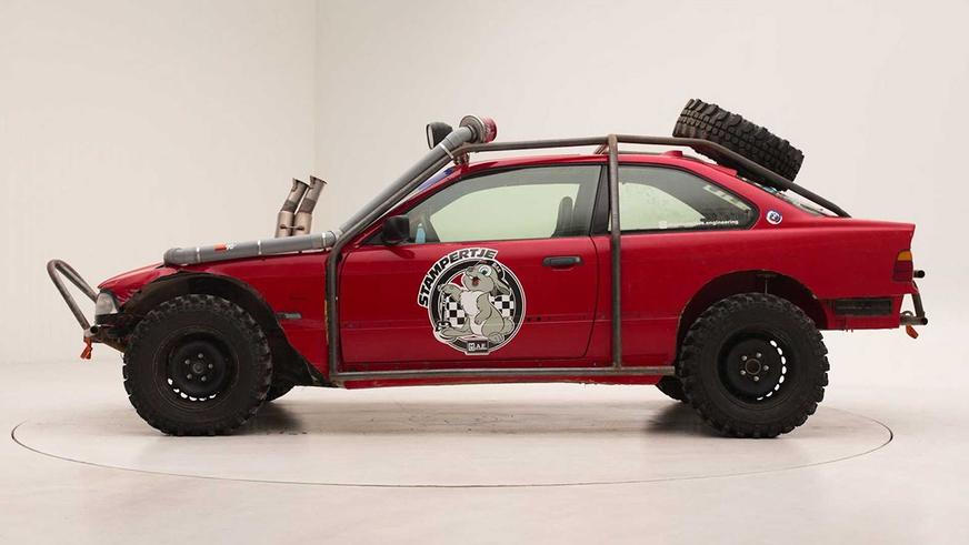 Потрёпанное, но не утратившее мужественности, купе BMW E36 в продаже