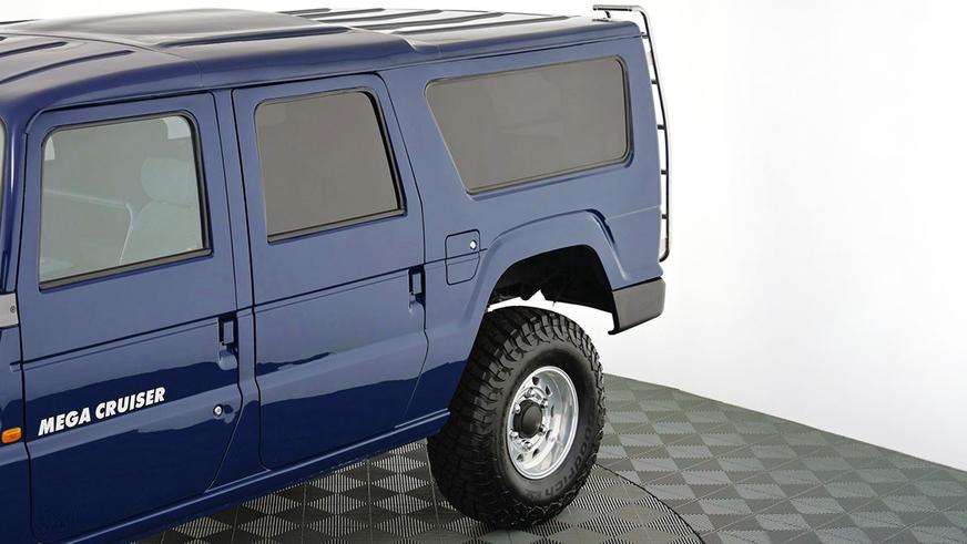 Редчайший Toyota Mega Cruiser не вызвал ажиотажа на аукционе