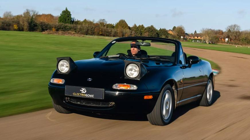 Классическую Mazda MX-5 превратили в электромобиль