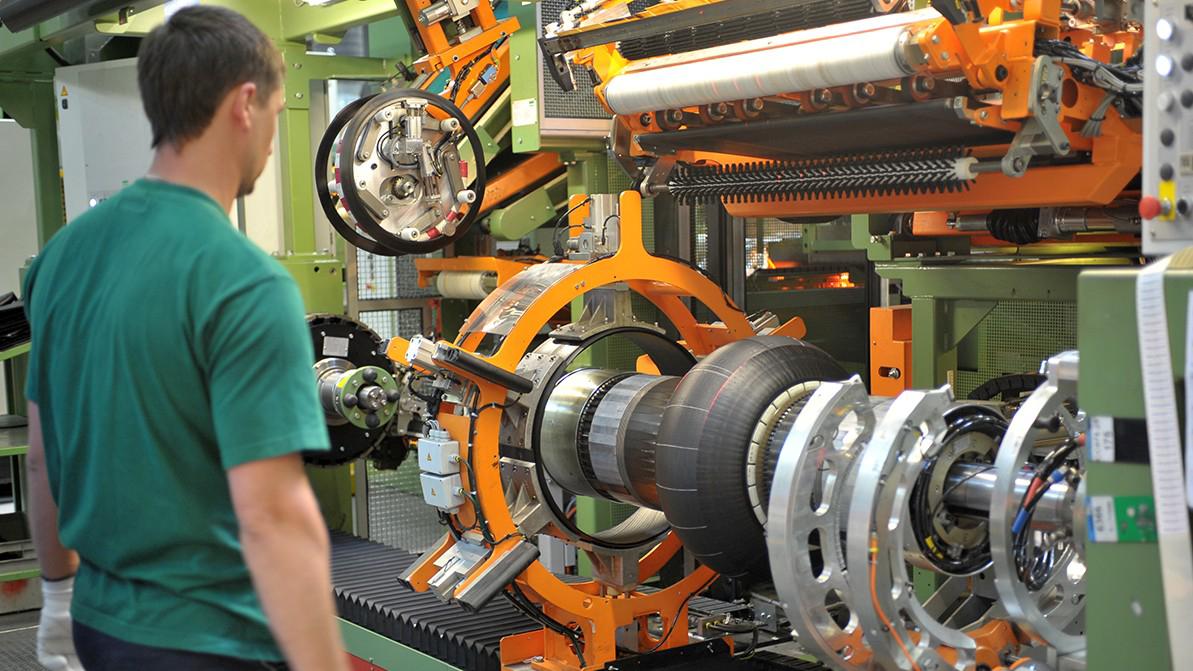 Вслед за «Мишленом» покидает Россию и Nokian