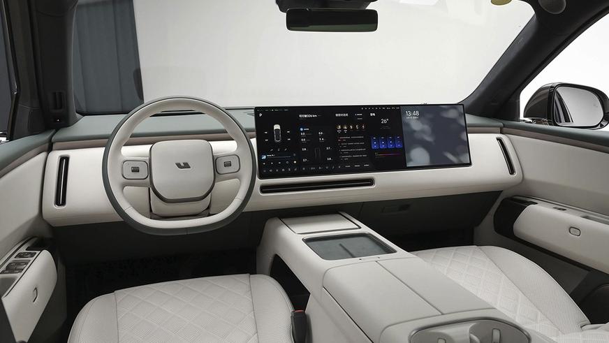 Новый Li Auto L8 оценили в 25.8 млн тенге в Китае